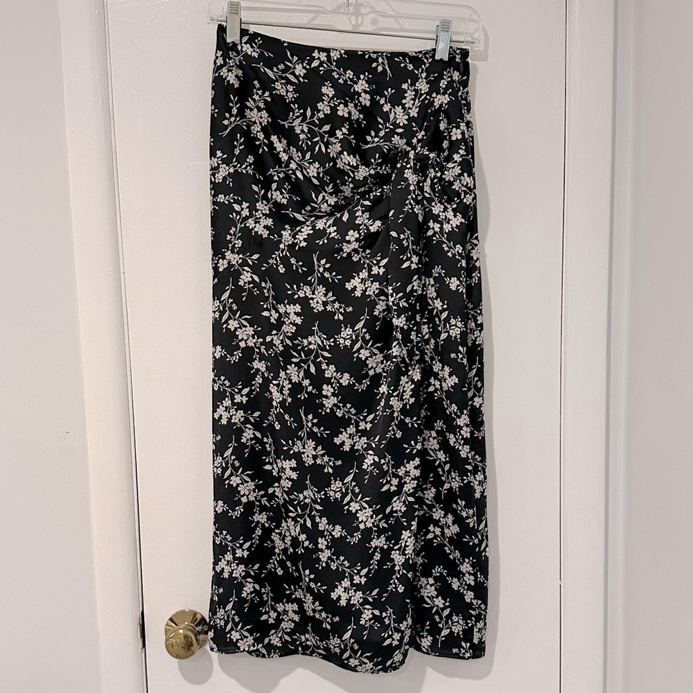 Zara Floral Print Midi Skirt